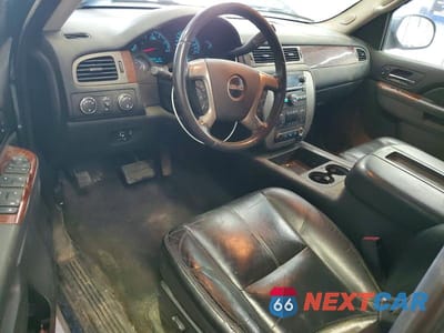 Zdjęcie 8 z 12 samochodu: 2010 GMC SIERRA K1500 SLT VIN:3GTRKWE35AG131722 - miniatura