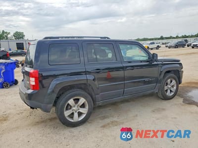 Trzecie zdjęcie samochodu z tyłu: 2012 JEEP PATRIOT LATITUDE VIN:1C4NJRFB8CD609107 - miniatura