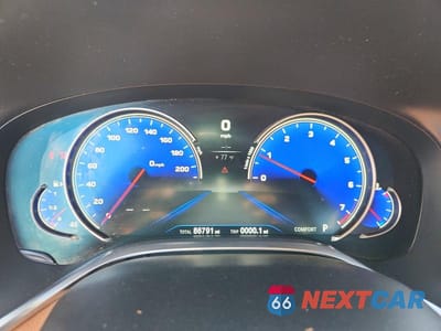 Zdjęcie 9 z 12 samochodu: 2016 BMW 750 XI VIN:WBA7F2C58GG415971 - miniatura