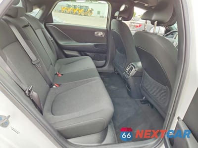 Zdjęcie 10 z 12 samochodu: 2025 HYUNDAI IONIQ 6 SE VIN:KMHM24AA9SA103422 - miniatura