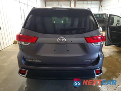 Zdjęcie 6 z 13 samochodu: 2019 TOYOTA HIGHLANDER LIMITED PLATINUM VIN:5TDDZRFH6KS715275 - miniatura