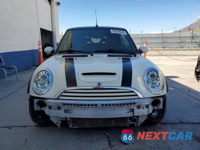 Piąte zdjęcie samochodu w środku: 2008 MINI COOPER S VIN:WMWRH33508TL96933 - miniatura