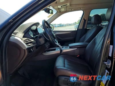 Zdjęcie 7 z 13 samochodu: 2016 BMW X5 XDR40E VIN:5UXKT0C5XG0S76573 - miniatura