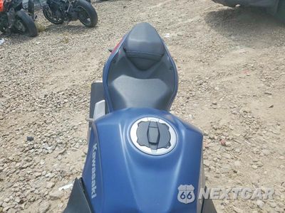 Piąte zdjęcie samochodu w środku: 2026 KAWASAKI EX500 VIN:ML5EXGG1XTDA78076 - miniatura