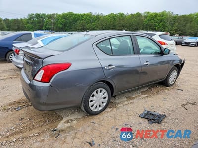 Trzecie zdjęcie samochodu z tyłu: 2018 NISSAN VERSA SV VIN:3N1CN7AP3JL837660 - miniatura