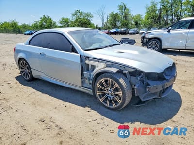 Czwarte zdjęcie samochodu z boku: 2011 BMW M3 VIN:WBSDX9C58BE584381 - miniatura