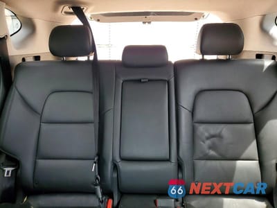 Zdjęcie 10 z 13 samochodu: 2019 HYUNDAI TUCSON ULTIMATE VIN:KM8J33AL2KU992848 - miniatura