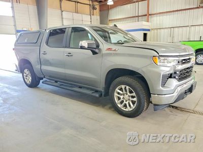 Czwarte zdjęcie samochodu z boku: 2023 CHEVROLET 1500 SILVERADO VIN:1GCUDDED7PZ258742 - miniatura
