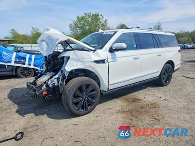 2022 LINCOLN NAVIGATOR L RESERVE 5LMJJ3LT1NEL02599 - główne zdjęcie licytacji z USA - miniatura
