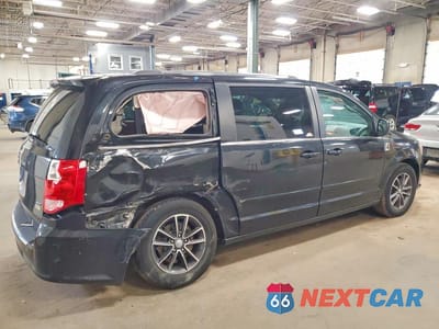 Trzecie zdjęcie samochodu z tyłu: 2017 DODGE GRAND CARAVAN SXT VIN:2C4RDGCG3HR737997 - miniatura