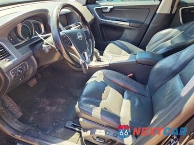 Zdjęcie 7 z 13 samochodu: 2014 VOLVO XC60 T6 VIN:YV4902DZXE2538760 - miniatura