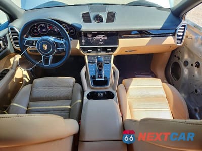 Zdjęcie 8 z 13 samochodu: 2021 PORSCHE CAYENNE VIN:WP1AA2AY2MDA00869 - miniatura