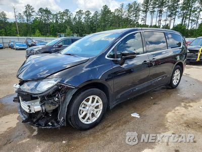 2025 CHRYSLER VOYAGER LX 2C4RC1CG0SR587872 - główne zdjęcie licytacji z USA - miniatura