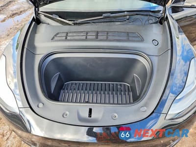 Zdjęcie 12 z 13 samochodu: 2022 TESLA MODEL Y VIN:7SAYGDEE1NF447829 - miniatura