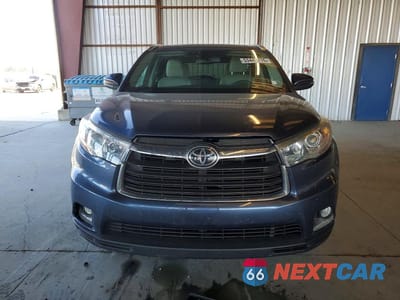 Piąte zdjęcie samochodu w środku: 2016 TOYOTA HIGHLANDER LIMITED PLATINUM VIN:5TDDKRFH3GS286110 - miniatura
