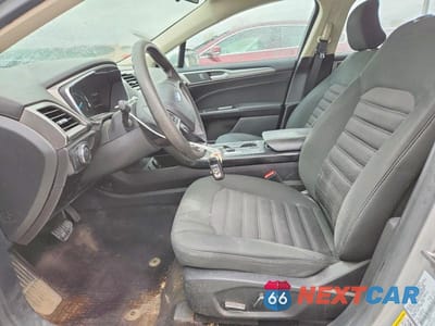 Zdjęcie 7 z 12 samochodu: 2017 FORD FUSION SE VIN:3FA6P0H7XHR145765 - miniatura