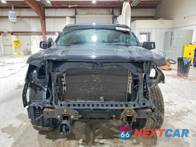 Piąte zdjęcie samochodu w środku: 2022 GMC SIERRA LIMITED K1500 ELEVATION VIN:1GTR9CED9NZ188207 - miniatura