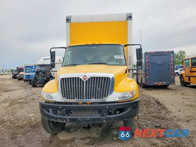 Piąte zdjęcie samochodu w środku: 2018 INTERNATIONAL 4300 BOX TRUCK VIN:1HTMMMML1JH420373 - miniatura