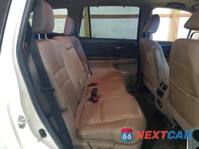 Zdjęcie 11 z 13 samochodu: 2017 HONDA PILOT TOURING VIN:5FNYF6H9XHB098345 - miniatura