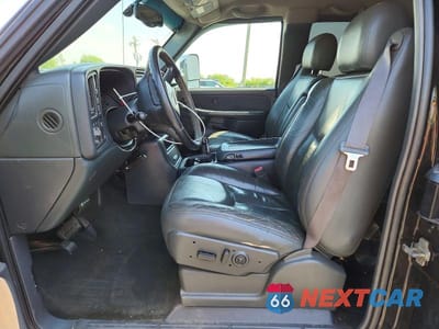 Zdjęcie 7 z 12 samochodu: 2001 GMC NEW SIERRA K3500 VIN:1GTJK391X1E284513 - miniatura