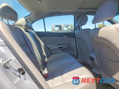 Zdjęcie 10 z 12 samochodu: 2010 HONDA ACCORD EXL VIN:1HGCP3F84AA020109 - miniatura
