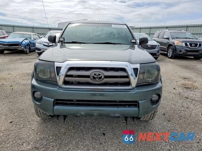 Piąte zdjęcie samochodu w środku: 2010 TOYOTA TACOMA DOUBLE CAB VIN:3TMLU4EN0AM045984 - miniatura
