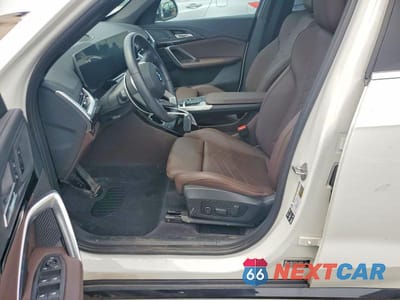 Zdjęcie 7 z 14 samochodu: 2024 BMW X1 XDRIVE28I VIN:WBX73EF02R5Y31805 - miniatura