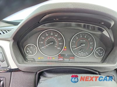 Zdjęcie 9 z 12 samochodu: 2015 BMW 328 XI VIN:WBA3B3C55FF548546 - miniatura