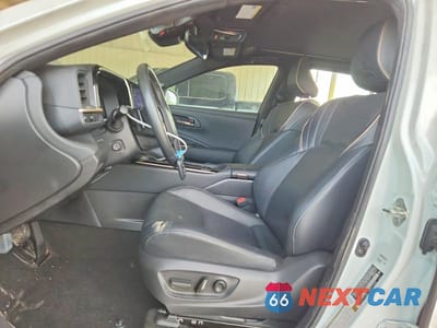 Zdjęcie 7 z 12 samochodu: 2025 TOYOTA CROWN PLATINUM VIN:JTDAFAAF3S3012527 - miniatura