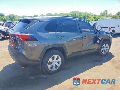 Trzecie zdjęcie samochodu z tyłu: 2021 TOYOTA RAV4 LE VIN:2T3F1RFV3MC156714 - miniatura