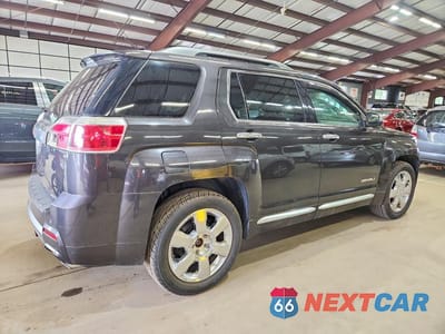 Trzecie zdjęcie samochodu z tyłu: 2013 GMC TERRAIN DENALI VIN:2GKFLZE30D6298902 - miniatura
