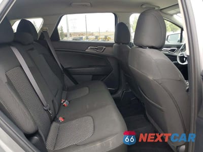 Zdjęcie 11 z 13 samochodu: 2025 KIA SPORTAGE LX VIN:KNDPUCDG1S7216669 - miniatura