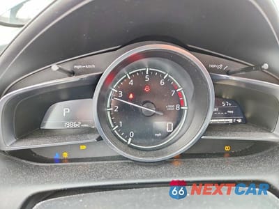 Zdjęcie 9 z 13 samochodu: 2019 MAZDA CX-3 SPORT VIN:JM1DKDB72K1454390 - miniatura