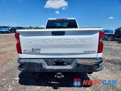Zdjęcie 6 z 12 samochodu: 2024 CHEVROLET SILVERADO K2500 CUSTOM VIN:1GC5YME70RF389650 - miniatura
