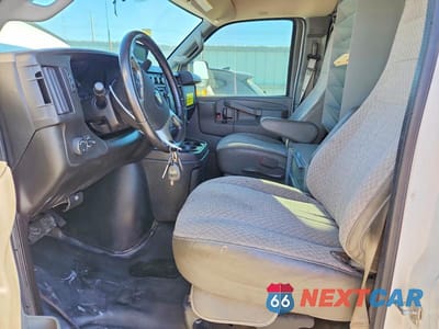 Zdjęcie 7 z 13 samochodu: 2016 CHEV EXPRESS G3500 VIN:1GCZGHFG1G1215137 - miniatura
