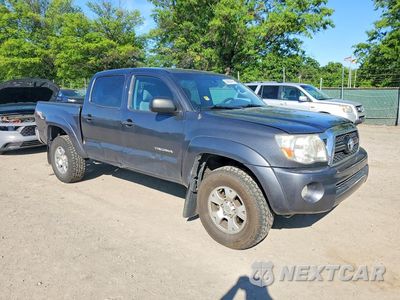 Czwarte zdjęcie samochodu z boku: 2011 TOYOTA TACOMA DOUBLE CAB VIN:3TMLU4EN5BM069764 - miniatura