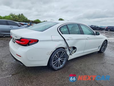 Trzecie zdjęcie samochodu z tyłu: 2021 BMW 530 XI VIN:WBA13BJ02MCF71192 - miniatura