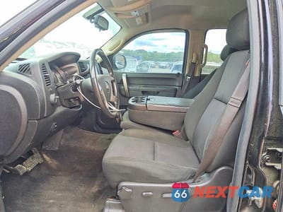 Zdjęcie 7 z 12 samochodu: 2013 CHEVROLET SILVERADO K1500 LT VIN:3GCPKSE7XDG360209 - miniatura