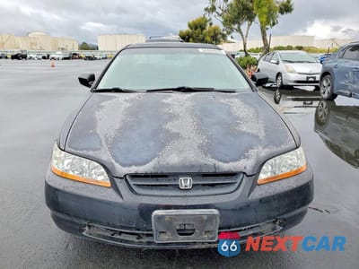 Piąte zdjęcie samochodu w środku: 2000 HONDA ACCORD EX VIN:1HGCG2251YA005969 - miniatura