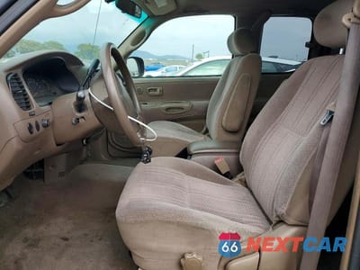 Zdjęcie 7 z 12 samochodu: 2000 TOYOTA TUNDRA SR5 VIN:5TBRT3418YS051461 - miniatura