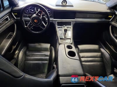 Zdjęcie 8 z 12 samochodu: 2018 PORSCHE PANAMERA TURBO VIN:WP0AF2A71JL140049 - miniatura
