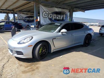 2015 PORSCHE PANAMERA SE HYBRID WP0AD2A73FL040466 - główne zdjęcie licytacji z USA - miniatura