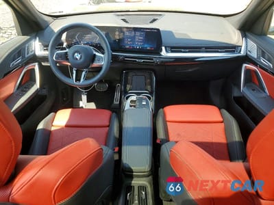 Zdjęcie 8 z 14 samochodu: 2025 BMW X1 XDRIVE28I VIN:WBX73EF02S5233428 - miniatura