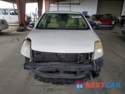 Piąte zdjęcie samochodu w środku: 2007 NISSAN SENTRA 2.0 VIN:3N1AB61E87L600597 - miniatura