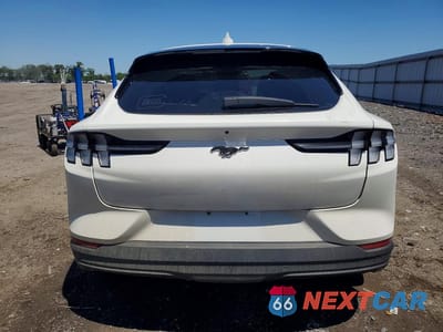 Zdjęcie 6 z 13 samochodu: 2021 FORD MUSTANG MACH-E SELECT VIN:3FMTK1RM7MMA25740 - miniatura