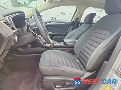 Zdjęcie 7 z 12 samochodu: 2017 FORD FUSION SE VIN:3FA6P0HDXHR343851 - miniatura