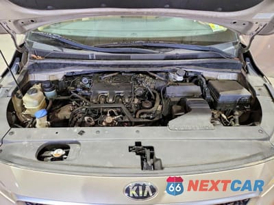 Zdjęcie 12 z 13 samochodu: 2016 KIA SEDONA LX VIN:KNDMB5C13G6098414 - miniatura