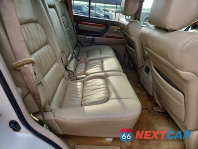 Zdjęcie 10 z 12 samochodu: 2004 LEXUS LX 470 VIN:JTJHT00W143540053 - miniatura