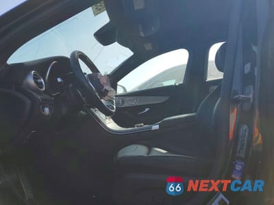 Zdjęcie 7 z 13 samochodu: 2021 MERCEDES-BENZ C 63 AMG-S VIN:W1KWF8HBXMR609102 - miniatura