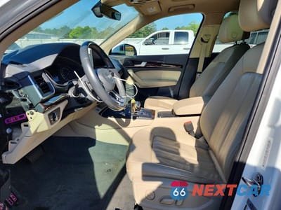 Zdjęcie 7 z 13 samochodu: 2020 AUDI Q5 PREMIUM VIN:WA1ANAFY8L2017740 - miniatura